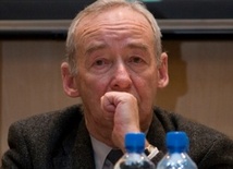 prof. Andrzej Paczkowski