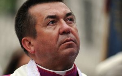 Smoleńsk: Dwóch biskupów w jednej trumnie
