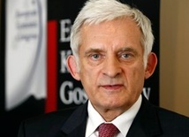 Jerzy Buzek: Zaproszę papieża do PE