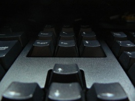 Migracja sprzętu i piractwo zmorą informatyków