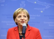 Merkel zaprasza na rocznicę zburzenia muru