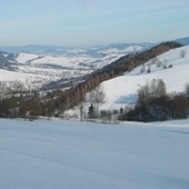 Beskidzkie szczyty przybielił śnieg