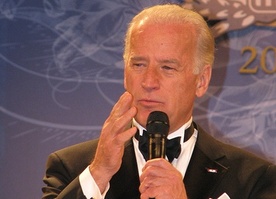 Biden rozpoczyna wizytę w Polsce