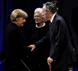 Angela Merkel jedzie do USA