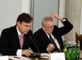 Czuma ponownie szefem komisji ds. nacisków