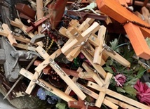 Walka o krzyże dopiero się rozpoczyna