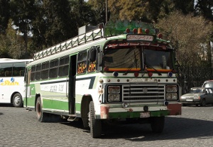 Autobus komunikacji miejskiej w Damaszku