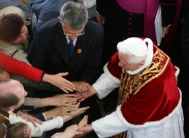 Papież podziękował za przejawy solidarności 