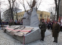 W Łodzi Pomnik Ofiar Komunizmu 