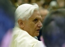 Włoska prasa o ochronie papieża