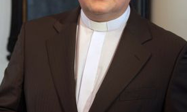 Słowo Boże ponad innymi mądrościami ludzkimi 