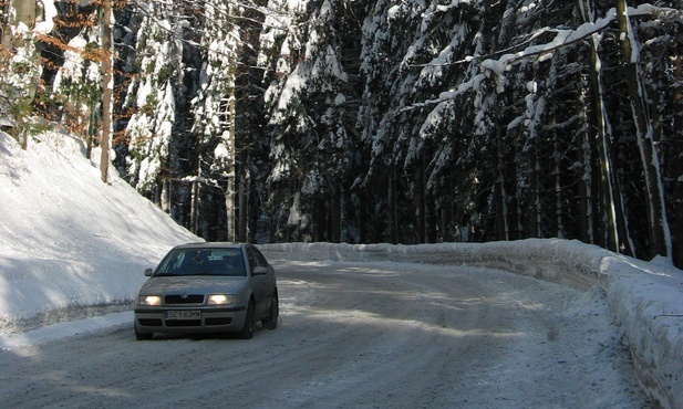 Trudne warunki na drogach