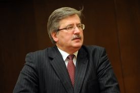 Komorowski: Projekt ws. Polaków na Białorusi