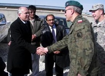 Afgański minister w polskiej bazie
