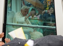 Zaskakująca podróż Papieża