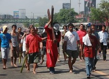 Filipiny: Ponad 30 ukrzyżowanych