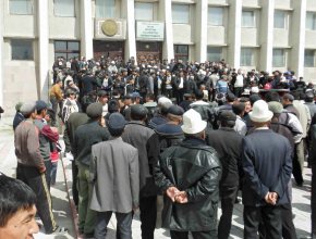 Kirgistan: Co najmniej 19 zabitych