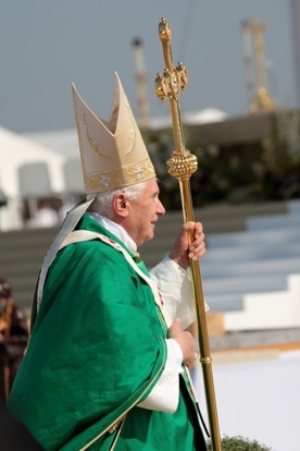 Ataki na Benedykta XVI