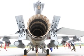 Wulkan zaatakował F-16?