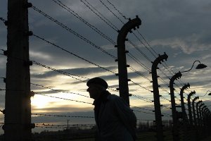Apelują, by uczyć młodzież o historii obozu
