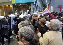 Grecja: Przeżycie narodu czerwoną linią