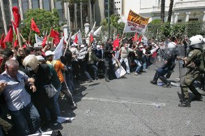 Demonstracje w Atenach i Salonikach