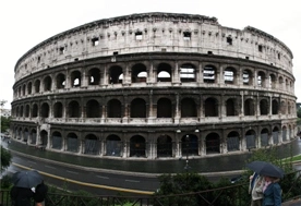 Trzy rzymskie zabytki zdewastowane