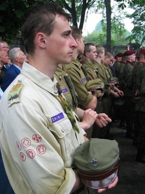 Harcerskie przyrzeczenie w historycznym miejscu