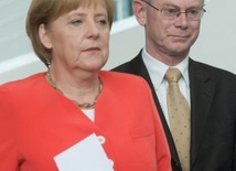 Merkel nadal nalega na zmianę traktatów UE