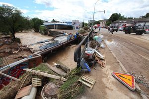 Francja: Papież solidarny z powodzianami