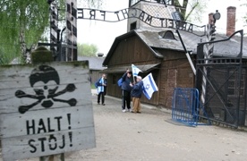 15 mln dol. dla Auschwitz