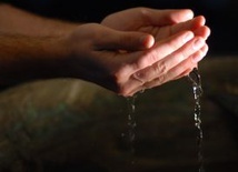 Patriarcha Eliasz ochrzci 700 dzieci