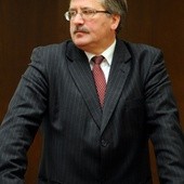 Komorowski o "czynniku zewnętrznym" ws. Smoleńska