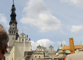 Na Jasnej Górze coraz tłoczniej