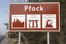 Płock: Raport o religijności