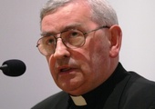 Bp Pieronek: Kocham o. Rydzyka