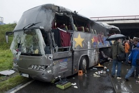 Autobus po wypadku
