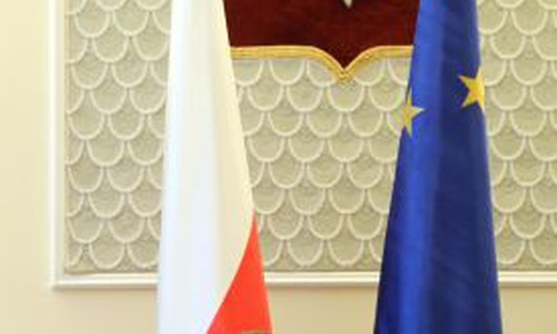 Tusk udaje się w do Brukseli