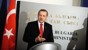 Turecki premier krytykuje UE 
