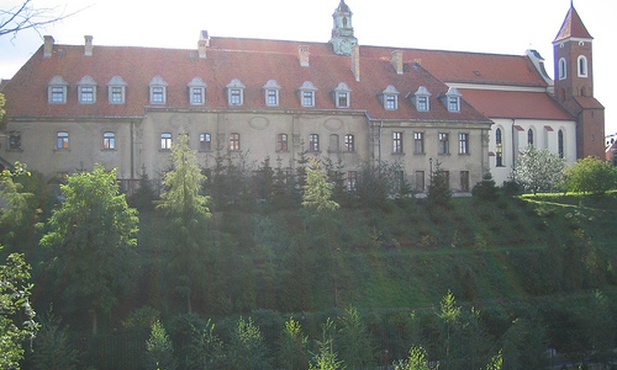 Gniezno, Klasztor Franciszkanów