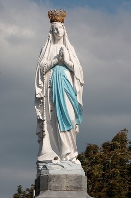 Lourdes niewymownym dowodem miłości Boga