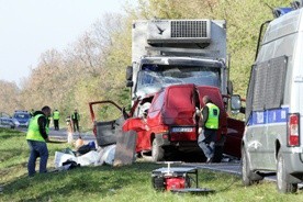 Pomagają rodzinom ofiar wtorkowego wypadku