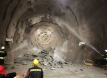 Szwajcaria: Powstał najdłuższy tunel na świecie