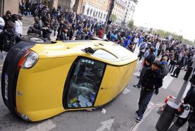Francja: Policja użyła gazu