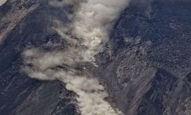 Indonezja: Wybuchł wulkan