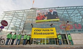 Greenpeace na dachu 