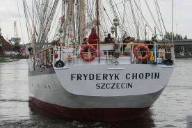 "Fryderyk Chopin" płynie do Falmouth