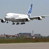 Airbus zaleca kontrolę silników A380