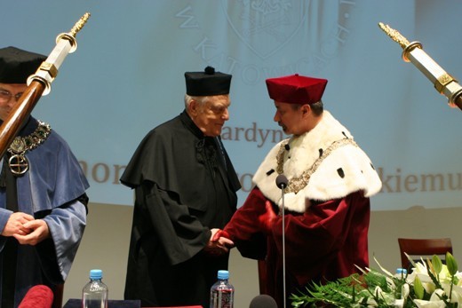 Doktorat honoris causa dla kard. Grocholewskiego