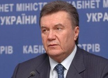 Janukowycz zreorganizował rząd